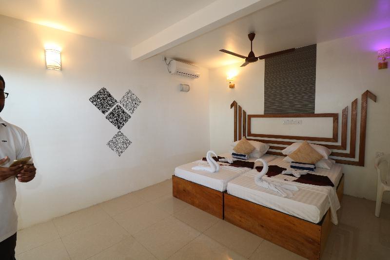 Liberty Guest House Maldives Mahibadhoo Exterior photo
